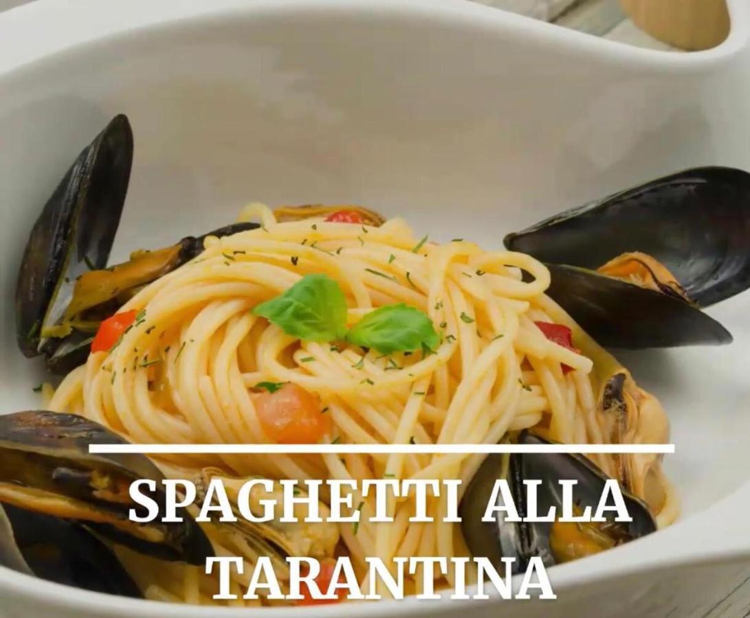Mo' Affittacamere-Tavola Calda-Caffetteria Monteiasi ภายนอก รูปภาพ